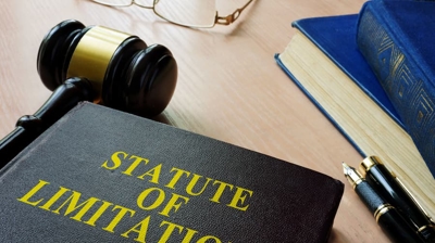 Injured person consulting with an attorney about a claim timeline